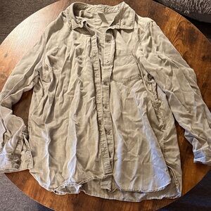 Casual light green Button-Up Shirt